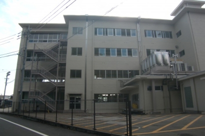 学教工第4号 揖斐川中学校改修工事 久保田工務店